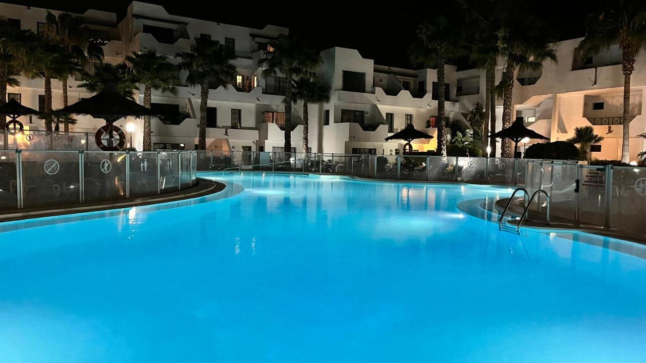 Апартаменты La Perla Ocean Lanzamar - Puerto Del Carmen Пуэрто дель Кармен Экстерьер фото